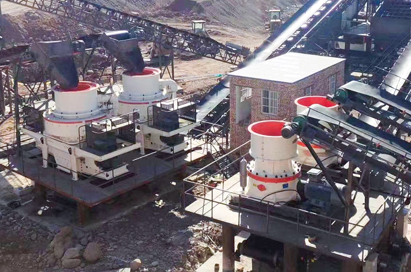 单缸圆锥破碎机现场图